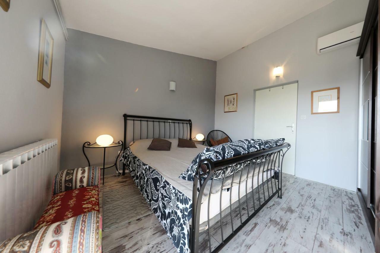 Villa Terracotta App 4 Starigrad Paklenica Luaran gambar
